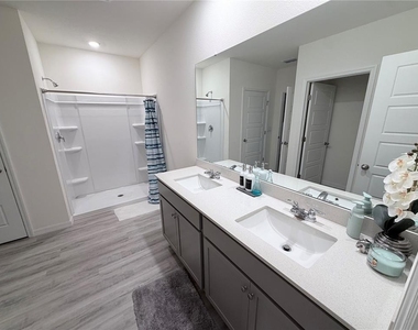 3013 Moulin Road - Photo Thumbnail 29