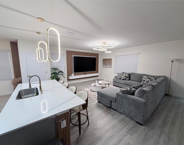 3013 Moulin Road - Photo Thumbnail 6