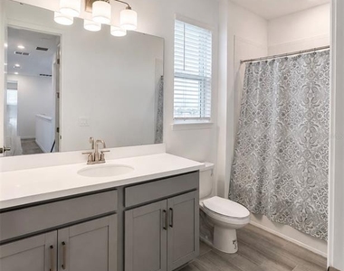 5136 Goldfinch Drive - Photo Thumbnail 29