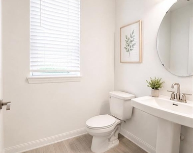 5136 Goldfinch Drive - Photo Thumbnail 10