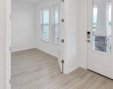 5136 Goldfinch Drive - Photo Thumbnail 33