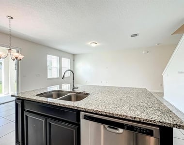 15319 Willow Arbor Circle - Photo Thumbnail 26