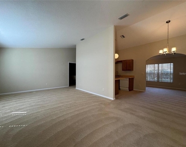 1014 Ne 22nd Avenue - Photo Thumbnail 7