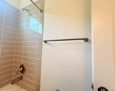 5019 Dancy Lane - Photo Thumbnail 11