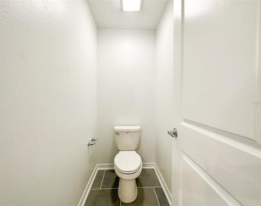 676 Grove Street - Photo Thumbnail 15