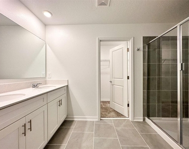 676 Grove Street - Photo Thumbnail 14