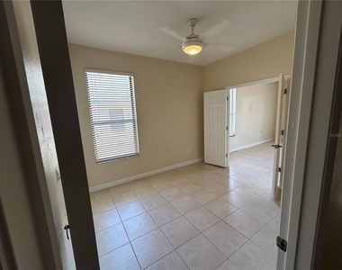 6720 Imperial Oak Lane - Photo Thumbnail 6