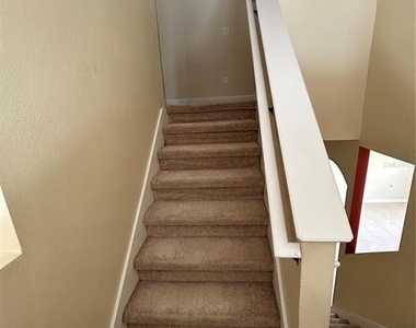 6720 Imperial Oak Lane - Photo Thumbnail 10