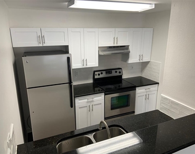 4752 Walden Circle - Photo Thumbnail 4