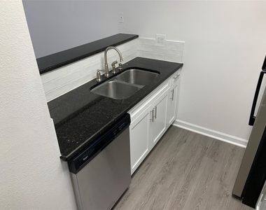 4752 Walden Circle - Photo Thumbnail 5