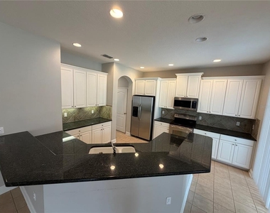 13633 Riggs Way - Photo Thumbnail 7