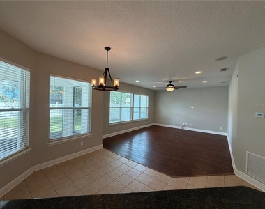 13633 Riggs Way - Photo Thumbnail 6