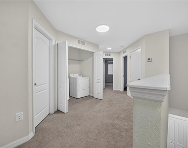 2358 Chatham Place Drive - Photo Thumbnail 7
