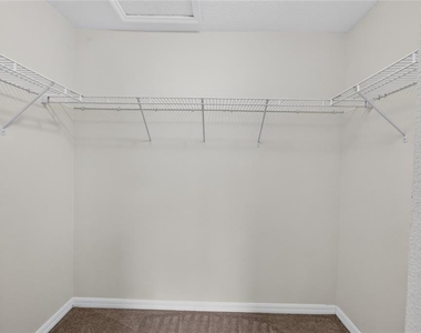 2358 Chatham Place Drive - Photo Thumbnail 12