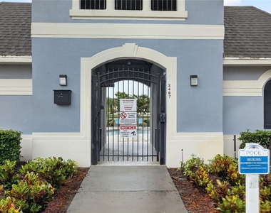2358 Chatham Place Drive - Photo Thumbnail 18