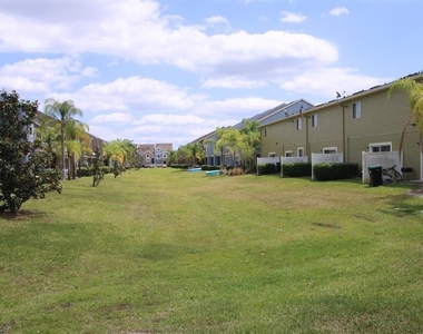 2358 Chatham Place Drive - Photo Thumbnail 16