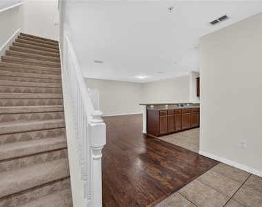 2358 Chatham Place Drive - Photo Thumbnail 6