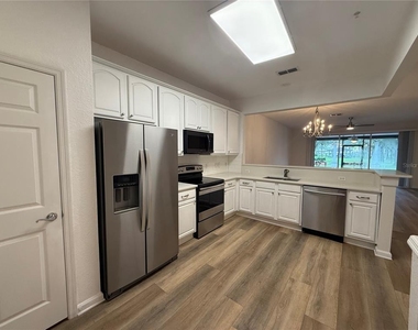 7014 Cadiz Boulevard - Photo Thumbnail 4