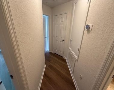 7014 Cadiz Boulevard - Photo Thumbnail 20