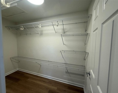 7014 Cadiz Boulevard - Photo Thumbnail 12