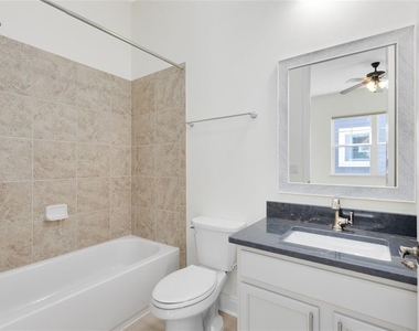 8408 Laureate Boulevard - Photo Thumbnail 21