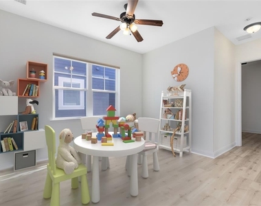 8408 Laureate Boulevard - Photo Thumbnail 19