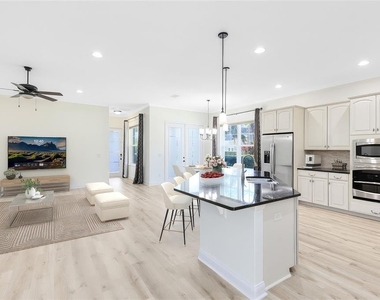 8408 Laureate Boulevard - Photo Thumbnail 4