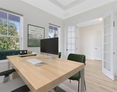 8408 Laureate Boulevard - Photo Thumbnail 3
