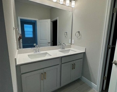 5111 Railroad Vine Street - Photo Thumbnail 11