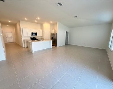 1432 Loxley Trail - Photo Thumbnail 3