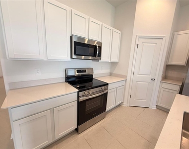 1432 Loxley Trail - Photo Thumbnail 6