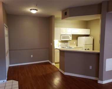 5500 Metrowest Boulevard - Photo Thumbnail 10