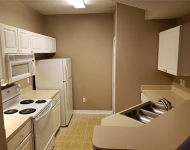 5500 Metrowest Boulevard - Photo Thumbnail 12