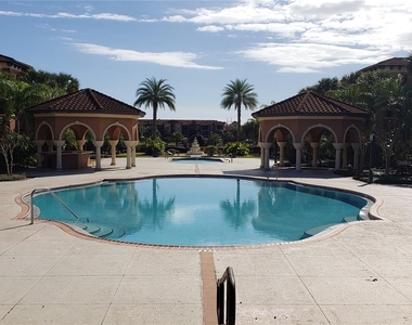5500 Metrowest Boulevard - Photo Thumbnail 17