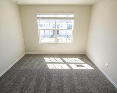 4647 Green Palm Lane - Photo Thumbnail 55