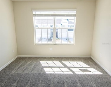 4647 Green Palm Lane - Photo Thumbnail 56