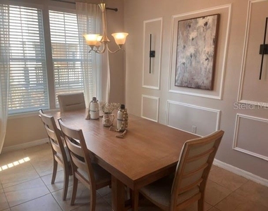 1424 Winter Wharf Lane - Photo Thumbnail 9