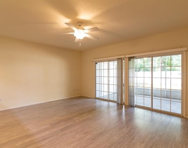 1565 Nw 29th Road - Photo Thumbnail 13
