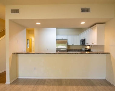 1565 Nw 29th Road - Photo Thumbnail 9