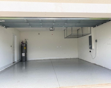 5231 San Palermo Drive - Photo Thumbnail 14