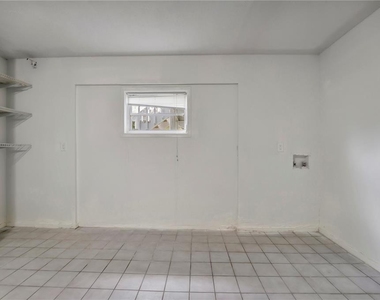 631 Harbor Avenue - Photo Thumbnail 2