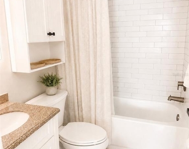 3221 Beneva Road - Photo Thumbnail 7