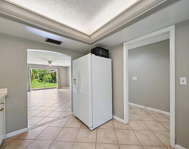 2423 Aspinwall Street - Photo Thumbnail 15