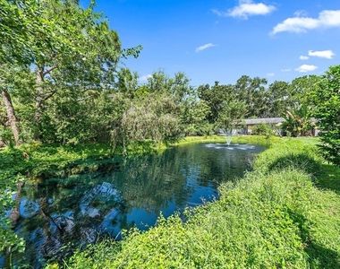 2423 Aspinwall Street - Photo Thumbnail 6