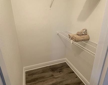 629 Dory Lane - Photo Thumbnail 14