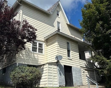 313 S Main  (top Floor) Avenue - Photo Thumbnail 1