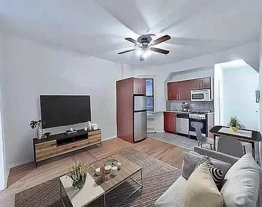 104 Suffolk Street - Photo Thumbnail 3