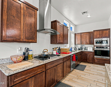 14756 John Mcneely Avenue - Photo Thumbnail 16