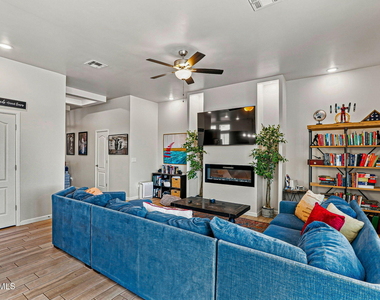 14756 John Mcneely Avenue - Photo Thumbnail 8