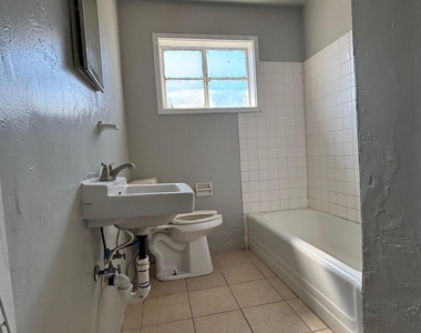 3906 Harrison Avenue - Photo Thumbnail 6